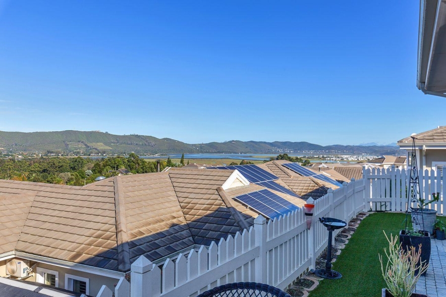 To Let 2 Bedroom Property for Rent in Hunters Estate Western Cape
